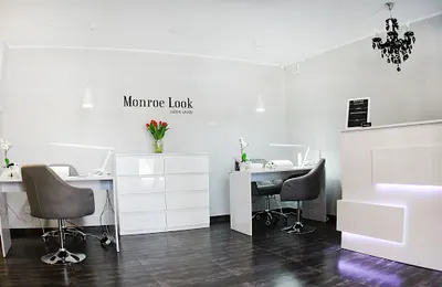 Salon Urody Monroe Look